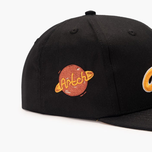CAPS AND HATS - CLASSIC SNAPBACK BLACK