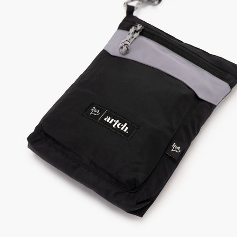 DEMANO - BLACK