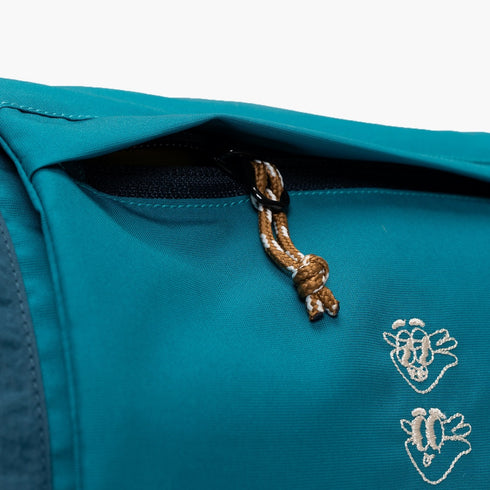 Fluffer Petrol - Sling Bag