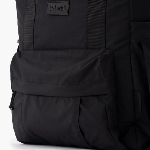 TRAGATA BLACK