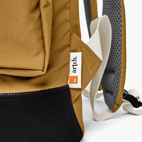 MOCHILA - BROWN