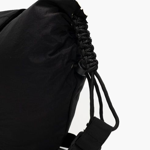 Fluffer Hitam - Sling Bag